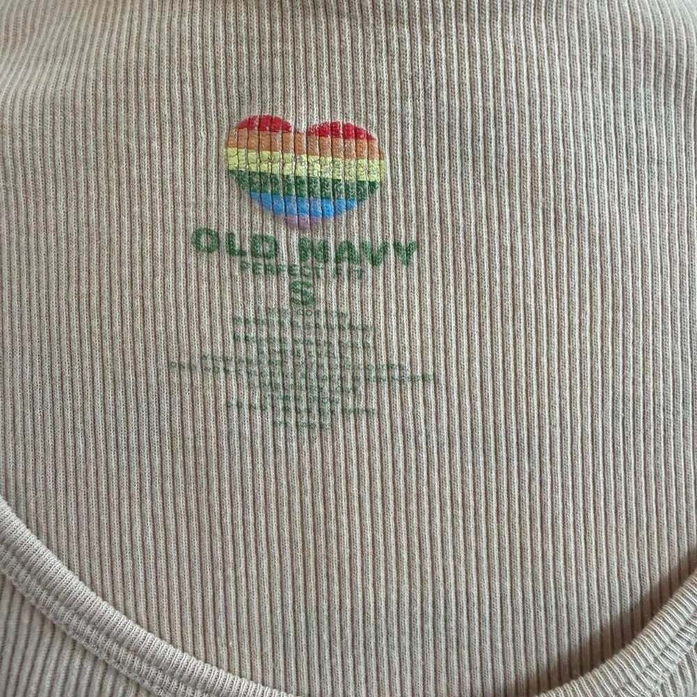 Old Navy Perfect Ribbed Tank Top - Picture 3 of 3